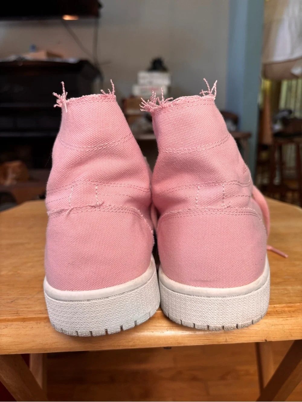 Nike Air Jordan 1 Retro High Decon Pastel Pink Canvas Sneakers Women’s Sz 9